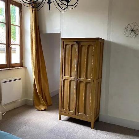 Casa Bella 3* Charroux-dʼAllier